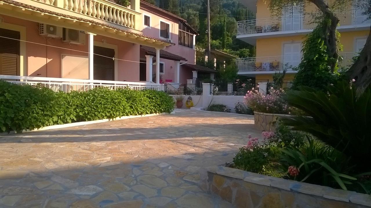 Twins Benitses (Corfu)